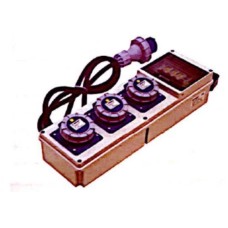 A06MA07-4  กล่องปลั๊กกระจายไฟ Current 16A DAKO