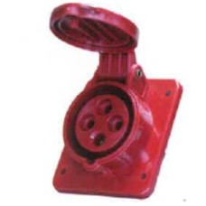 HT324 เต้ารับฝังเฉียง Current 32A DAKO