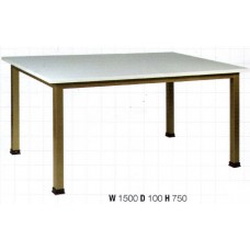 PFF20 2 โต๊ะสีขาว